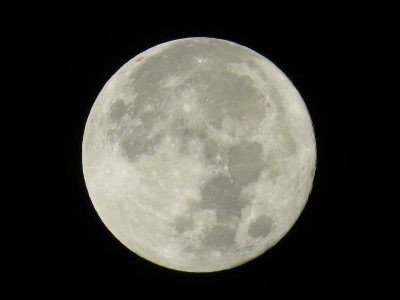 moon-1108686_960_720